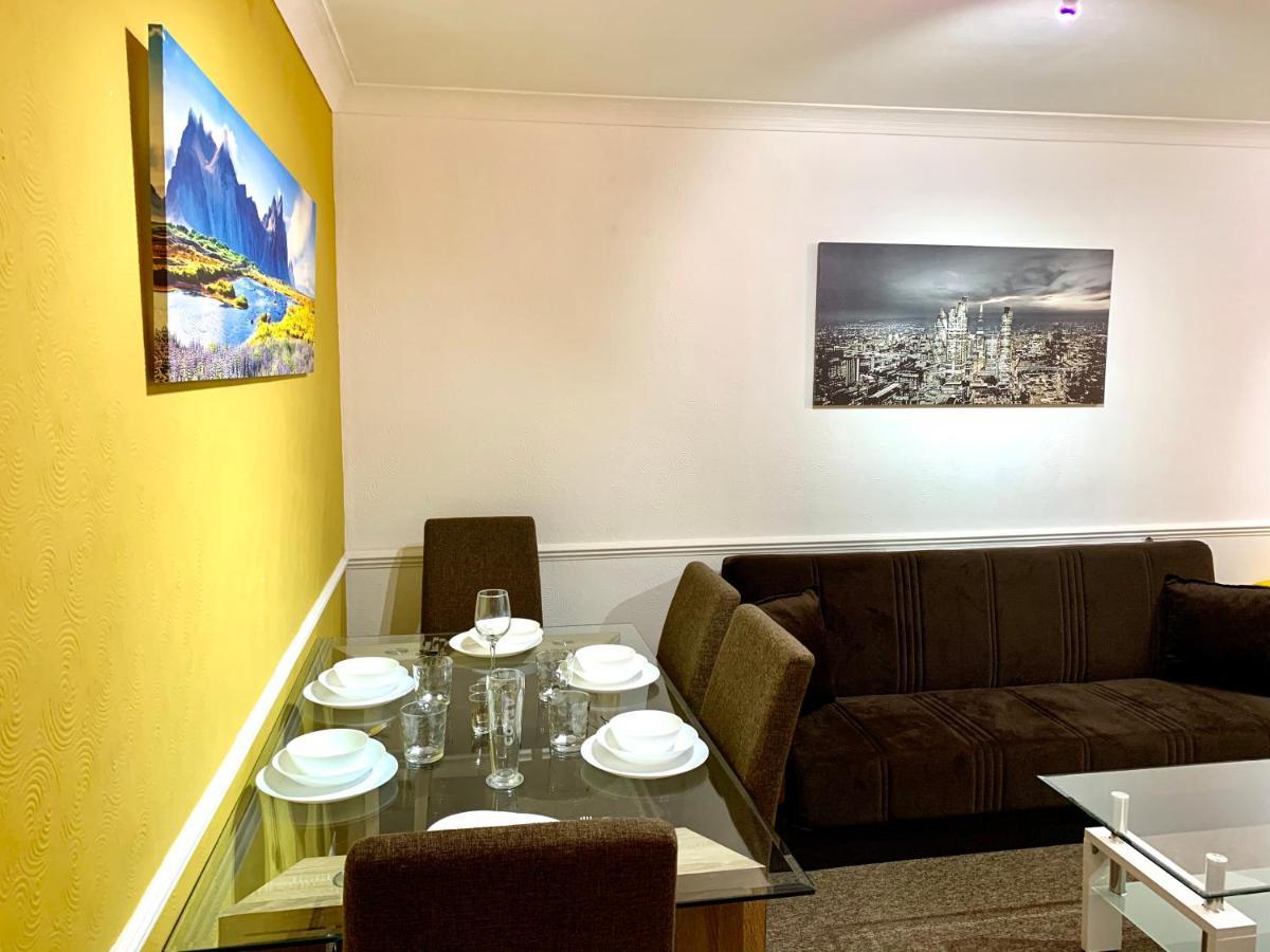 Appartamento Excel 2 Bedrooms, Reception, Spacious