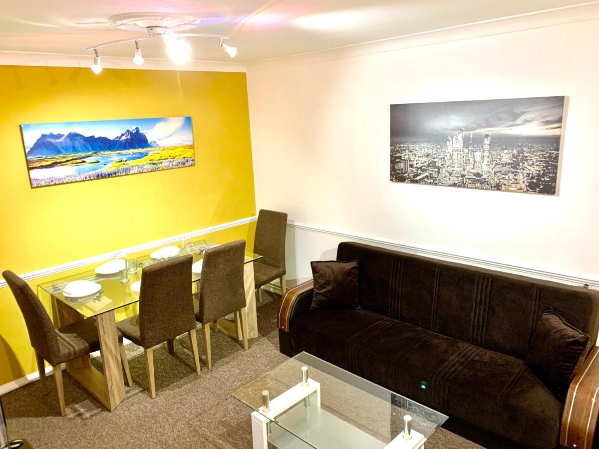 Appartamento Excel 2 Bedrooms, Reception, Spacious *